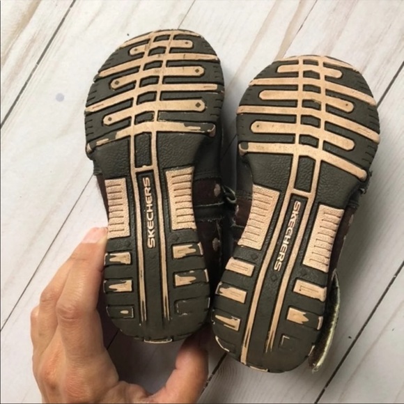 Girls Skechers - Picture 9 of 9